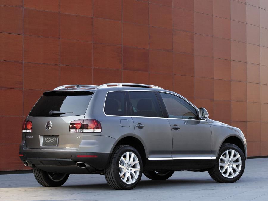  Volkswagen Touareg V8 2007 года  (US) (фото 3 из 29)